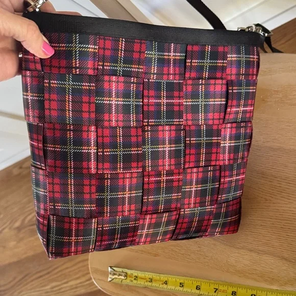 Harvey’s plaid seatbelt bag - Picture 2 of 3